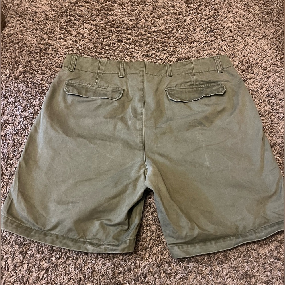 Banana Republic Men’s Utility Shorts—Size 36 - Picture 5 of 6